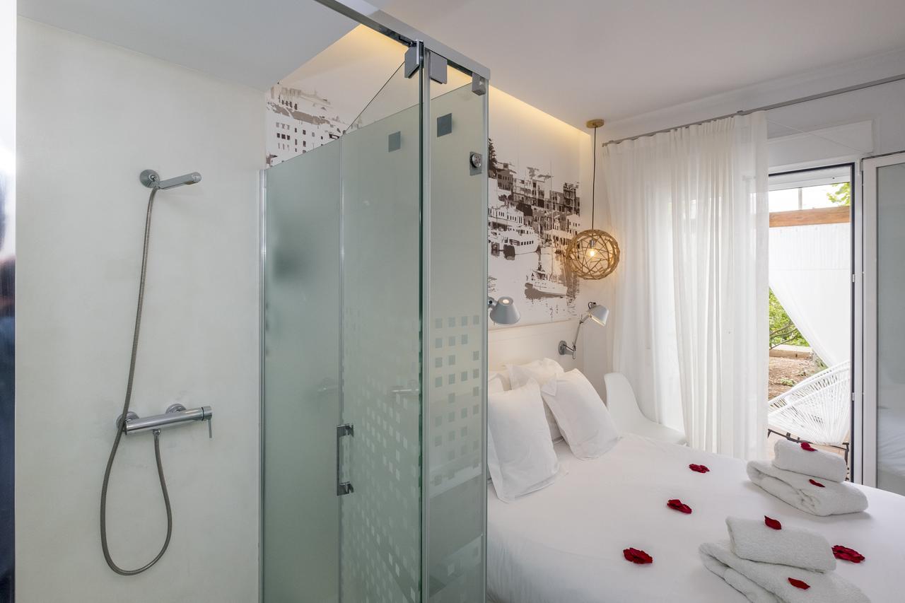 Hotel Abril 37 シウタデリャ エクステリア 写真